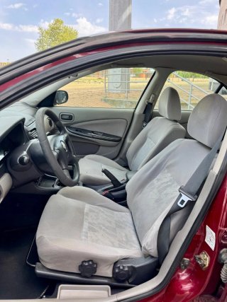 Nissan Almera 2004