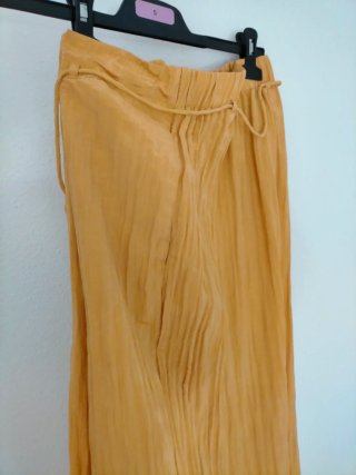 Pantalón palazzo Cortefiel mostaza talla L