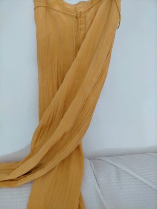 Pantalón palazzo Cortefiel mostaza talla L