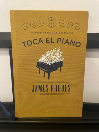 Piano Yamaha + Mesa + Banqueta + Libro