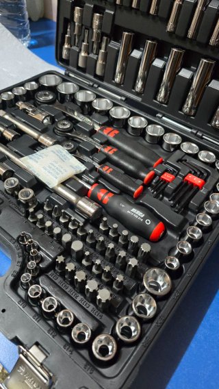 Maletín Wurth 169 piezas nuevo