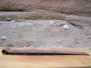 Bisagra antigua hierro forjado, 65 cm.