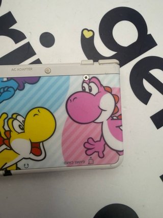 New Nintendo 3DS XL Yoshi Edition