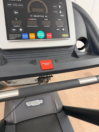 Cinta de correr Technogym casi nueva