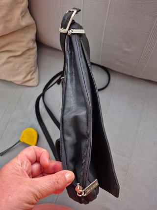 Bolso bandolera mujer negro, transforma a mochila