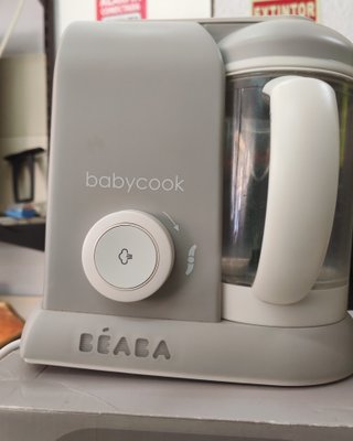 Babycook gris y blanco