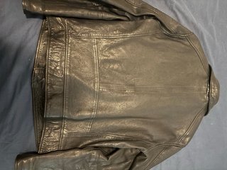 Chaqueta de piel negra Zara