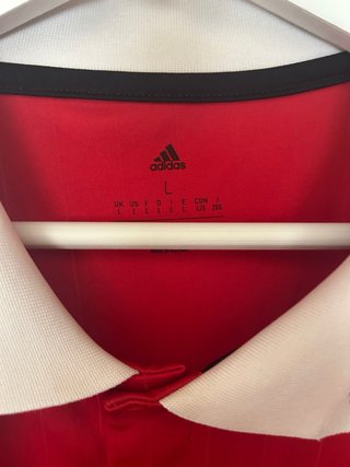 Camiseta Manchester United 22/23 Cuello