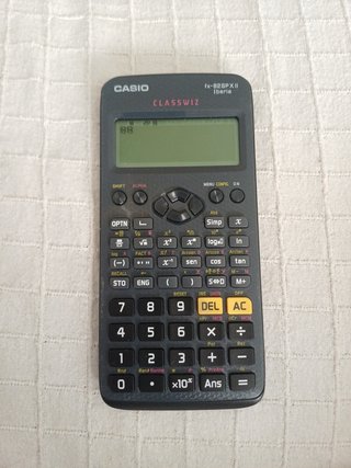 Calculadora Científica Casio fx-82MS