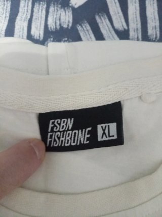 Lote de camisetas de chico.