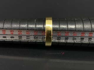anillo oro 18k con piedra con circonita
