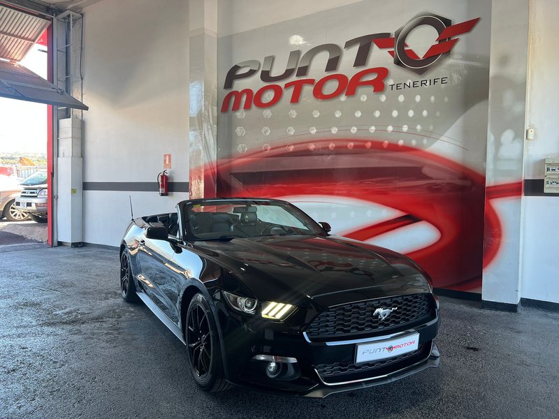 Ford Mustang 2015 - foto 1