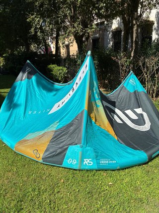 Kite Eleveight 9m V8 (24-25) sin reparar