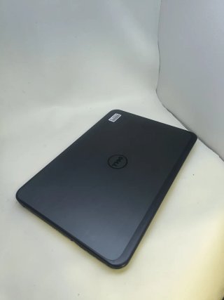 Ordenador portátil Dell Latitude 3540