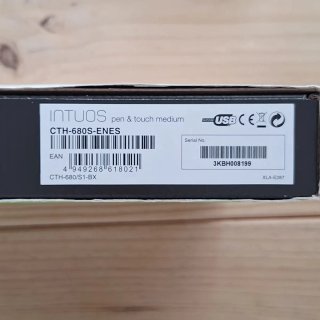 Wacom Intuos Creative Pen & Touch Tablet