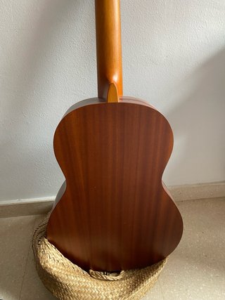 Guitarra Clásica Marrón española,  made in spain