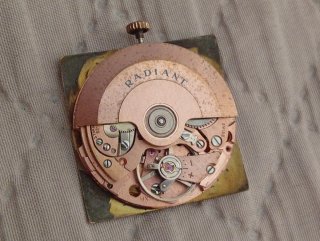Máquina Reloj Radiant Automático 25 Rubíes