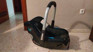 Lote bebé: bañera, orinal, mochila, cuco