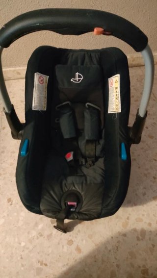 Lote bebé: bañera, orinal, mochila, cuco