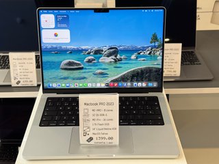 MacBook Pro M2 Pro con GARANTIA