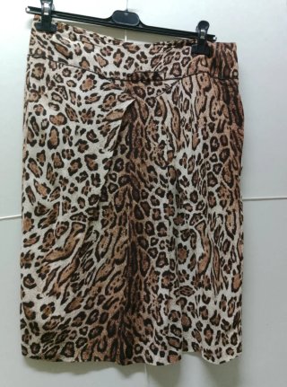 Conjunto Falda Leopardo y Blusa Negra