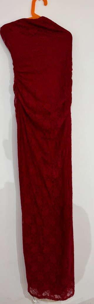 Vestido Largo Encaje Rojo