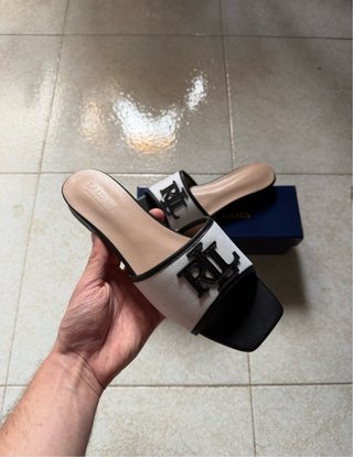 Sandalias Ralph Lauren RL Blancas y Marrones