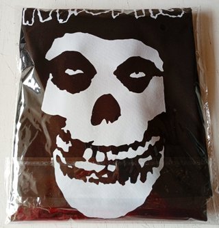 T-Shirt Misfits Preta