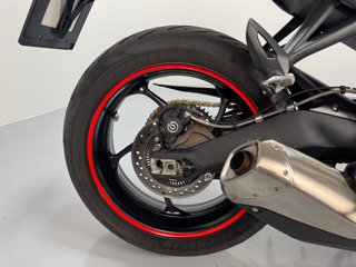 Triumph Street Triple 675 2015