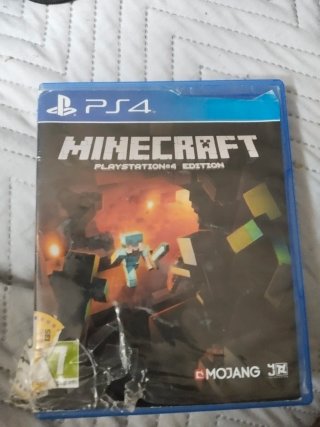 Minecraft PS4 Edition y FIFA 23