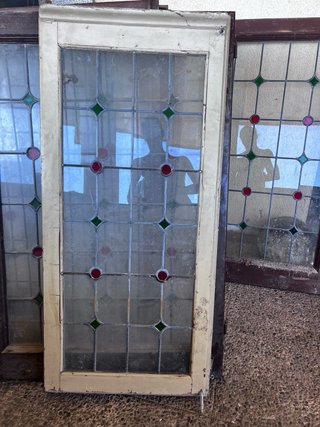 Ventana antigua vidrieras emplomadas