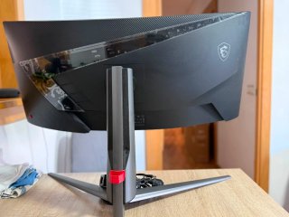 Monitor MSI MAG 276CXF - Panel Roto