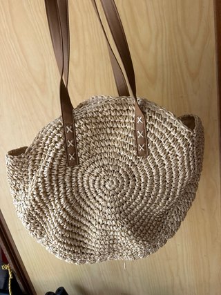 Bolso de rafia redondo beige