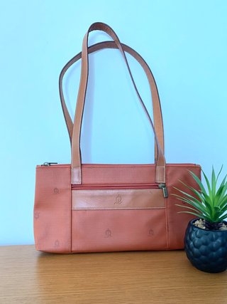 Bolso y llavero El Caballo
