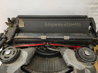 Máquina de escribir Hispano Olivetti HO M40