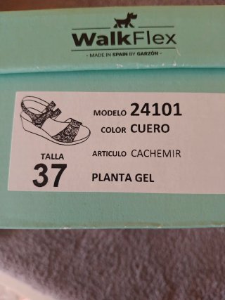 Sandalias cuña estampadas talla 37