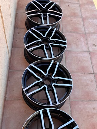 Llantas 17 5x112 Originales