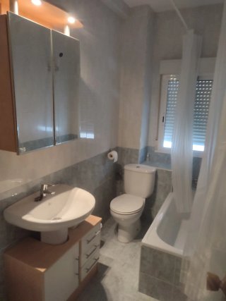 Alquilo habitación en Parque Cruz Conde