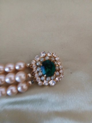Pulsera vintage perlas y esmeralda