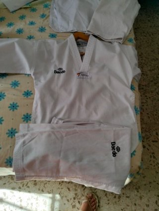 Kimono Taekwondo Daedo 140cm