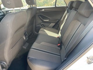 Volkswagen T-Roc Auto