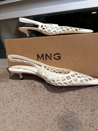 Zapatos Mango Talla 37 Troquelados Blancos