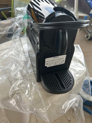 Macchina da caffè Nespresso DeLonghi Inissia EN80.B
