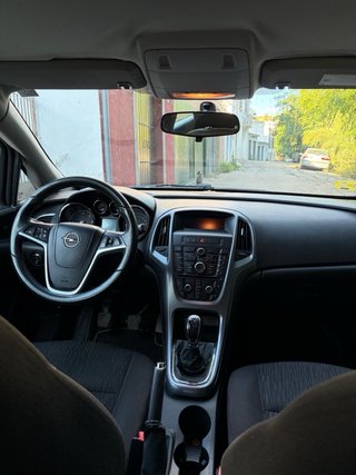 Opel Astra 2014