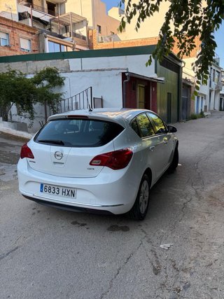Opel Astra 2014