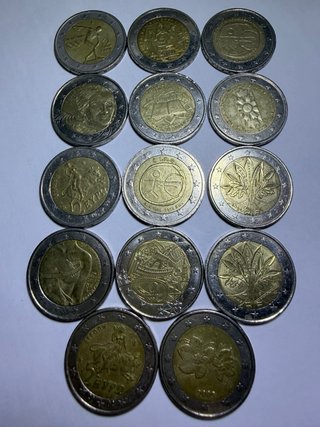 Lote 14 monedas 2€ de varios países