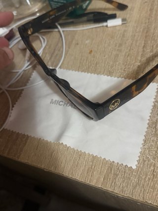 Gafas de sol Guess Tortoise