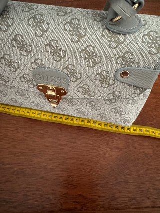 Bolso Guess Gris Monogram