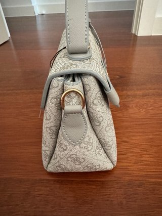 Bolso Guess Gris Monogram