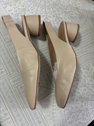 Latouche Zapatos Tacón Bajo Slingback Beige